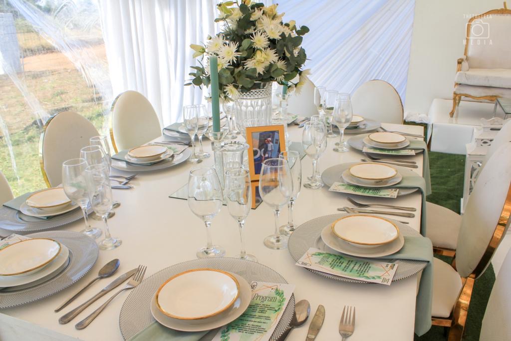 Screens & Projectors Image